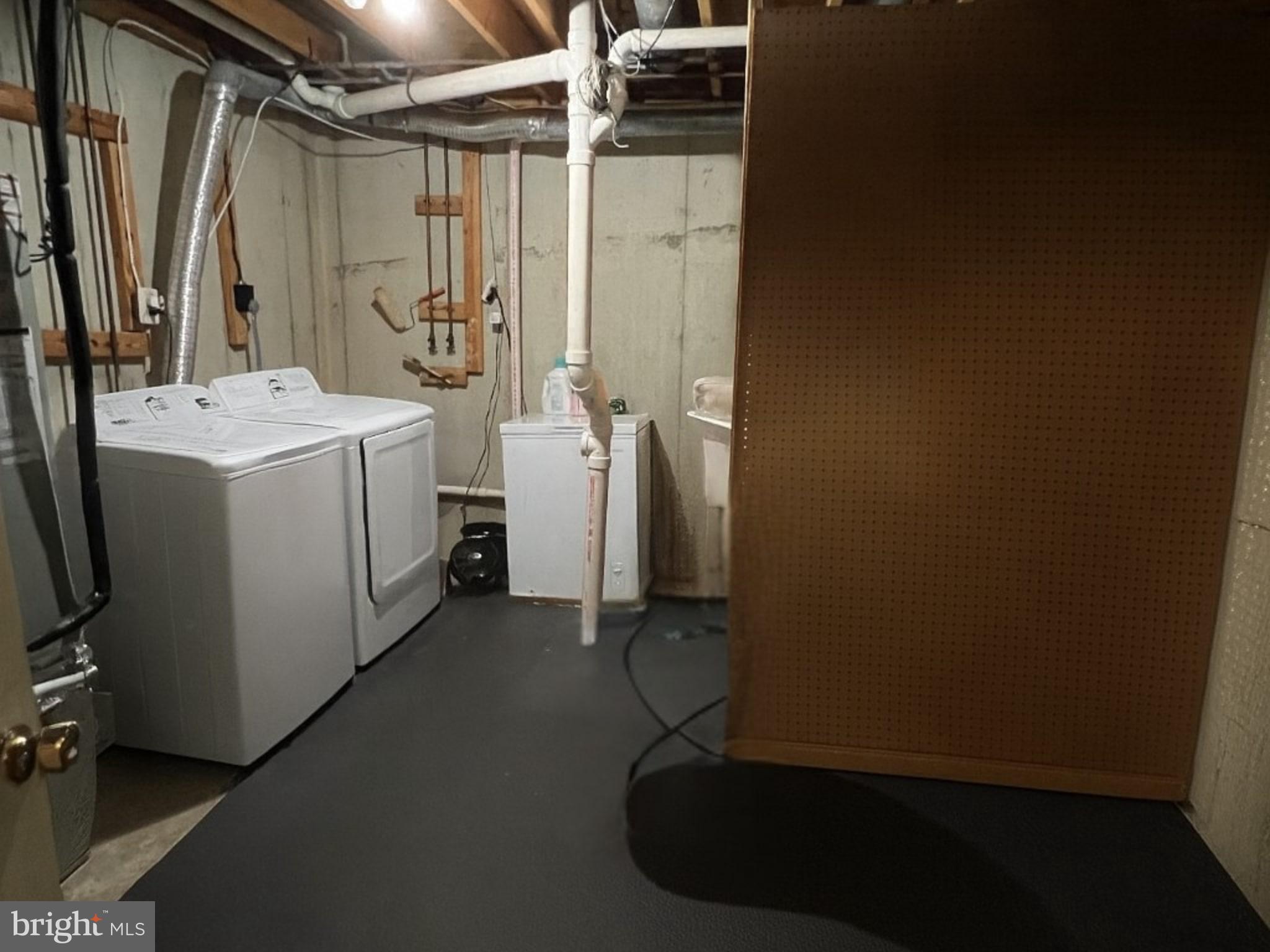 13901 VALLEYFIELD DRIVE