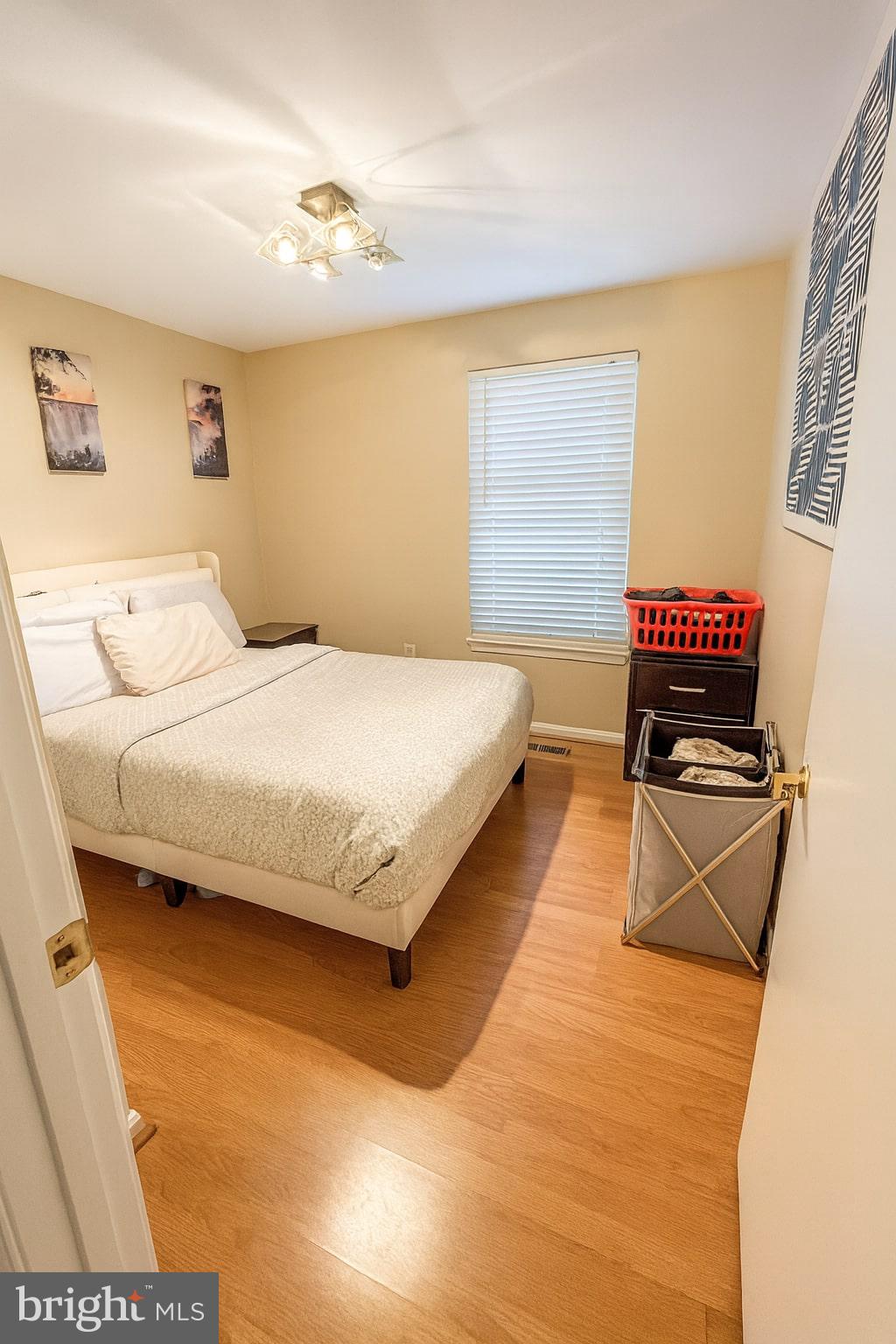 13901 VALLEYFIELD DRIVE