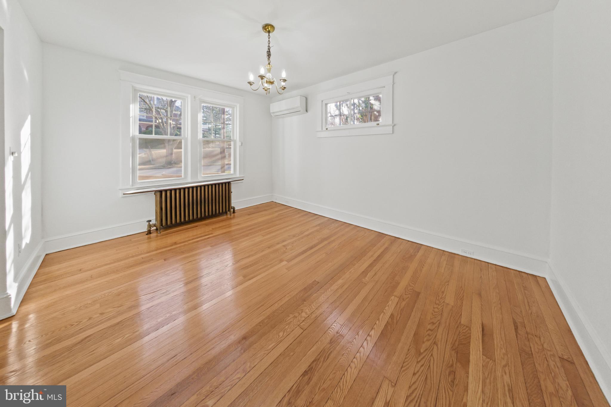 UNIVERSITY PARK - Residential