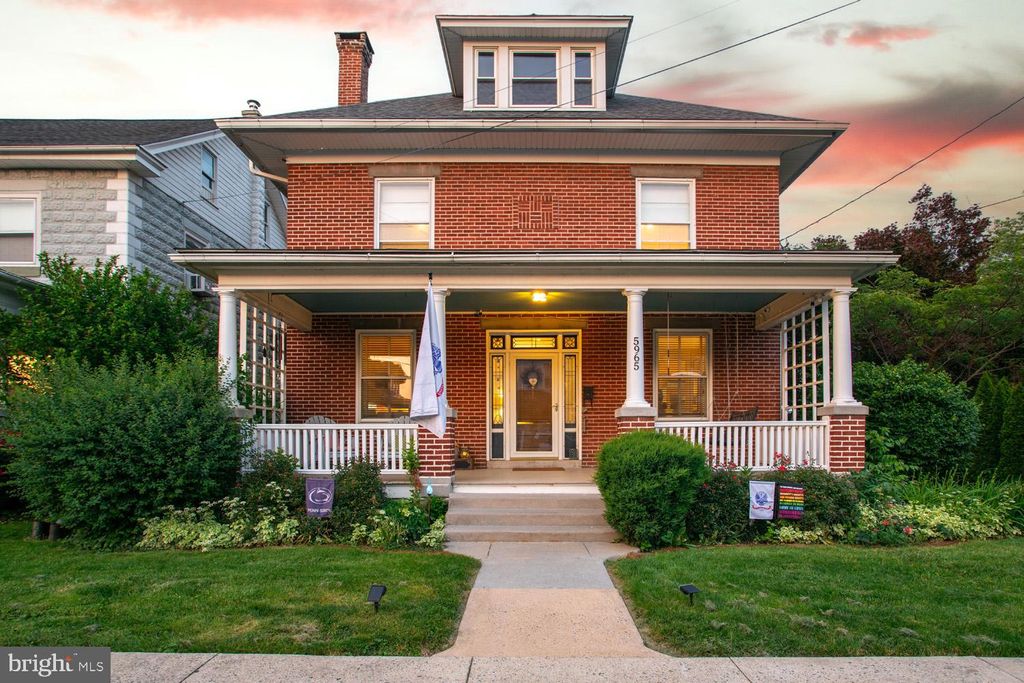 Photo of 5965 Pine Street, EAST PETERSBURG, PA 17520 (MLS # PALA2070954)