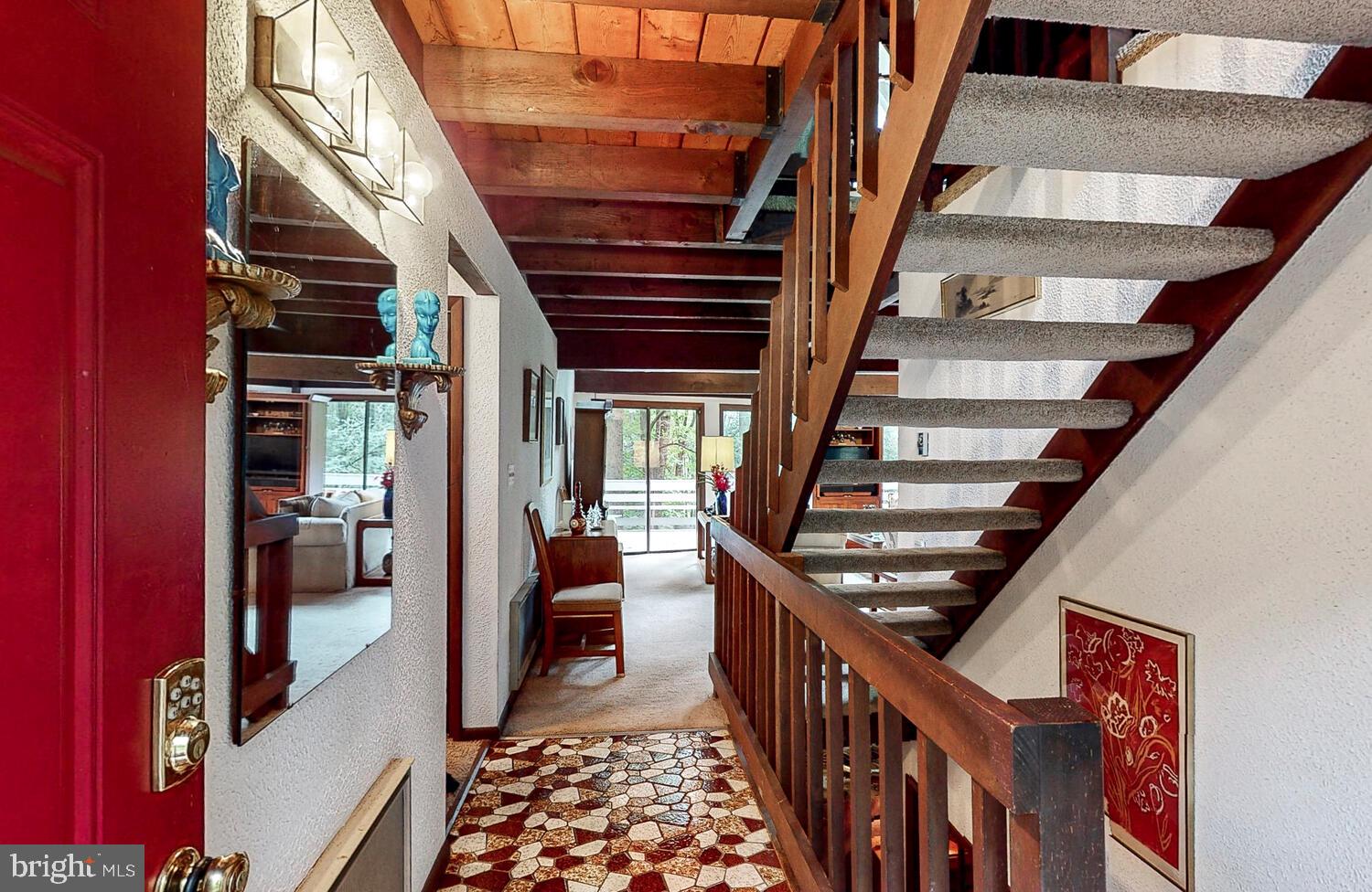 EAGLES NEST - Residential