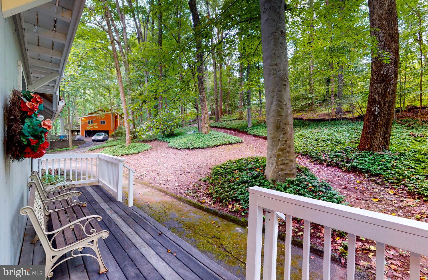 EAGLES NEST - Residential