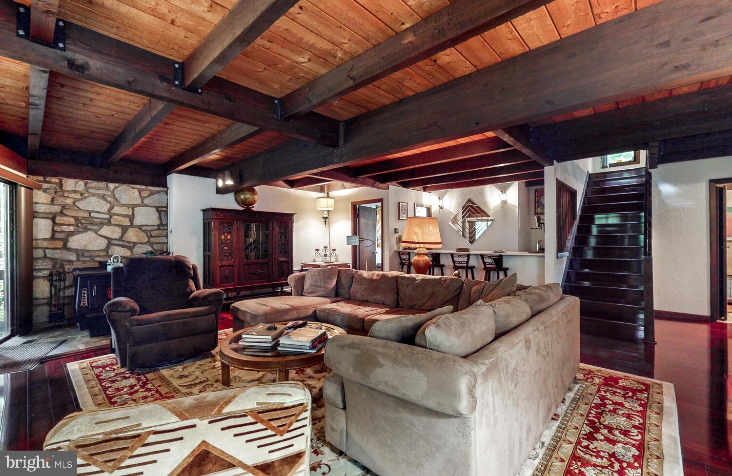 EAGLES NEST - Residential