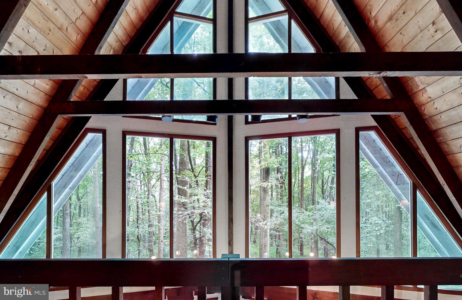 EAGLES NEST - Residential