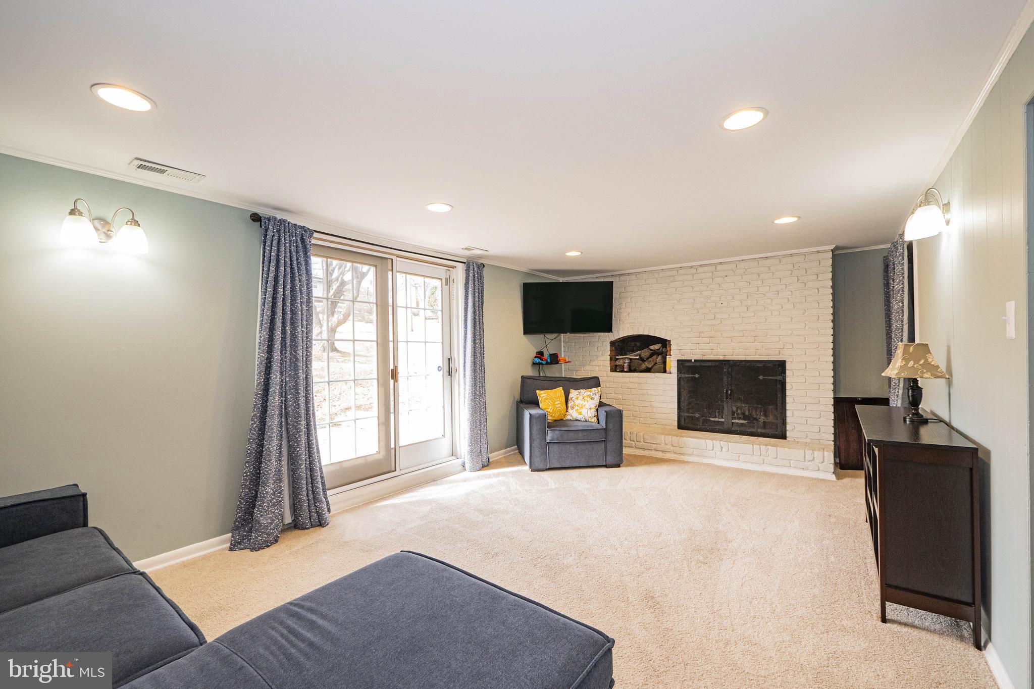 SPRINGLAKE - Residential