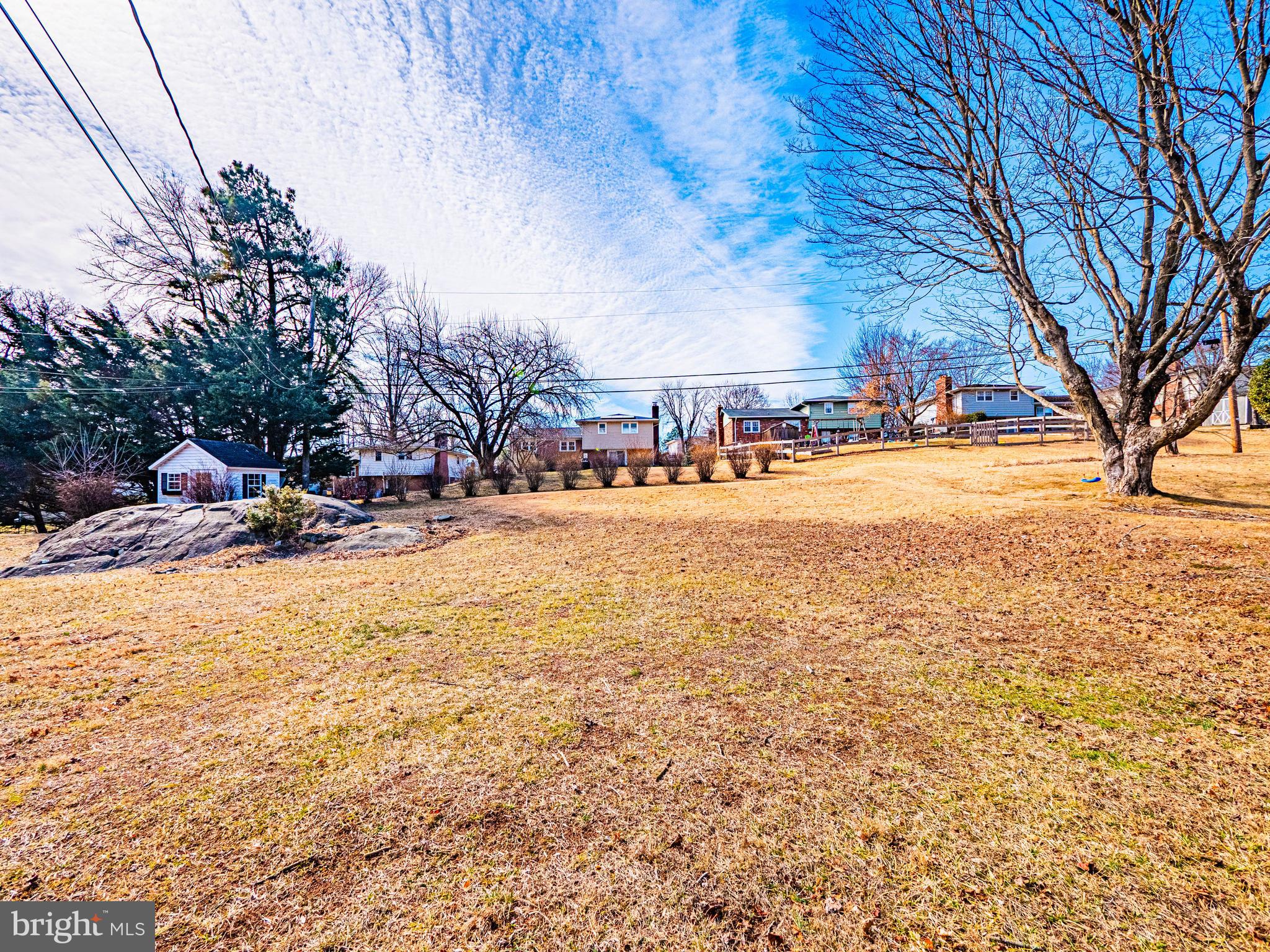 SPRINGLAKE - Residential