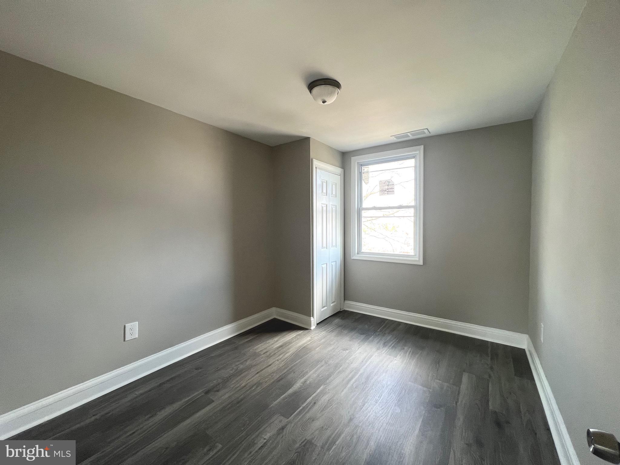 EDNOR GARDENS - LAKESIDE - Residential