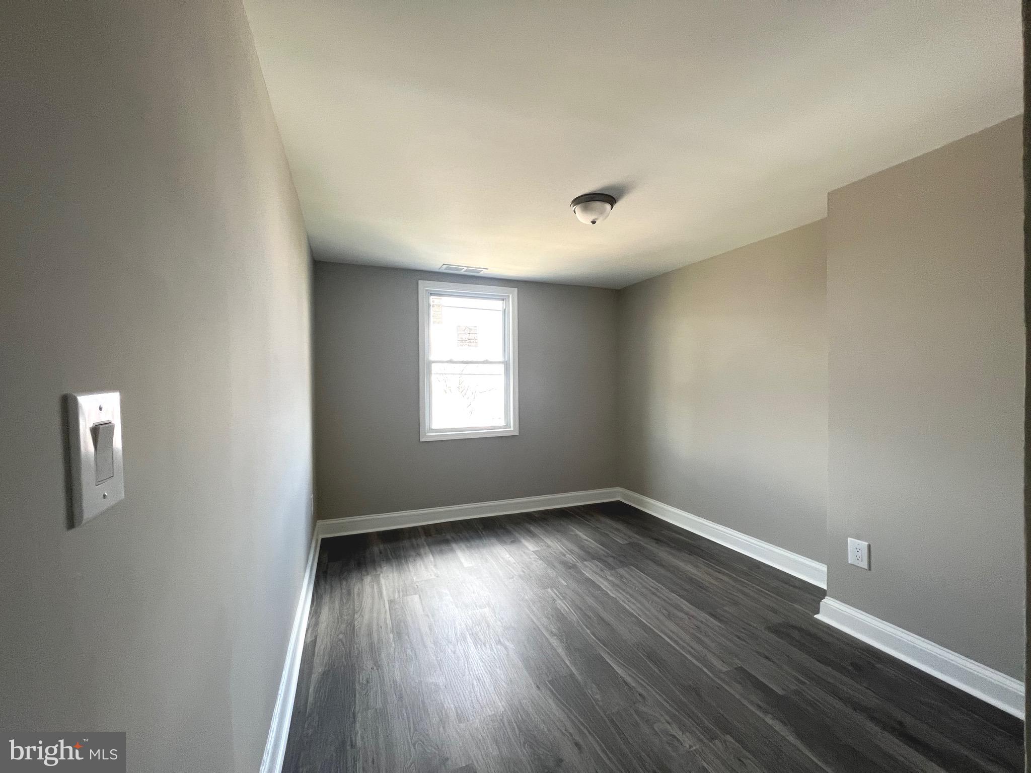 EDNOR GARDENS - LAKESIDE - Residential