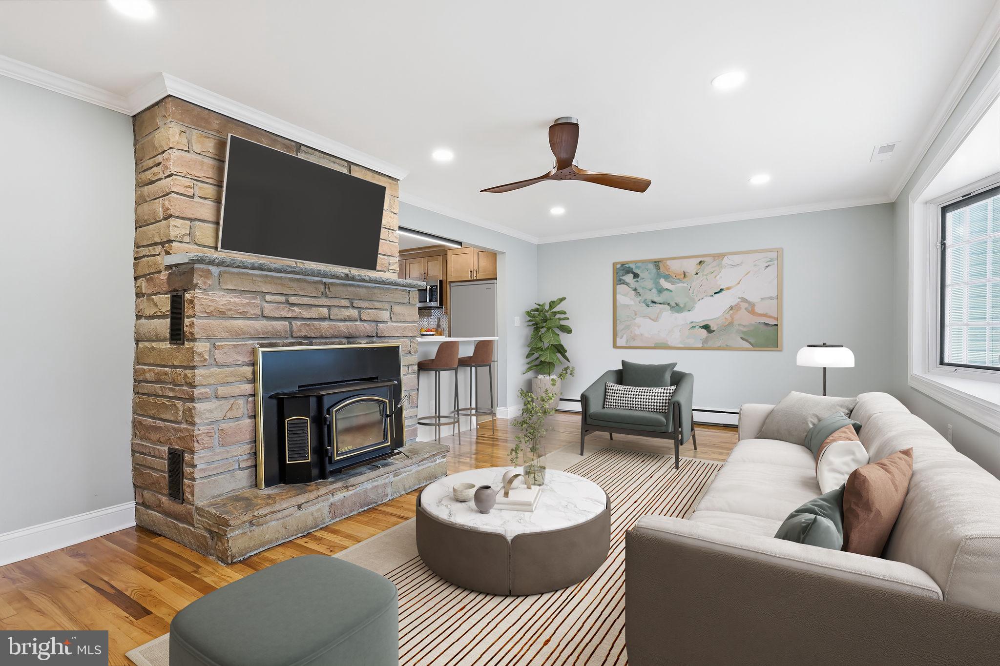 1162 SUNSET LANE