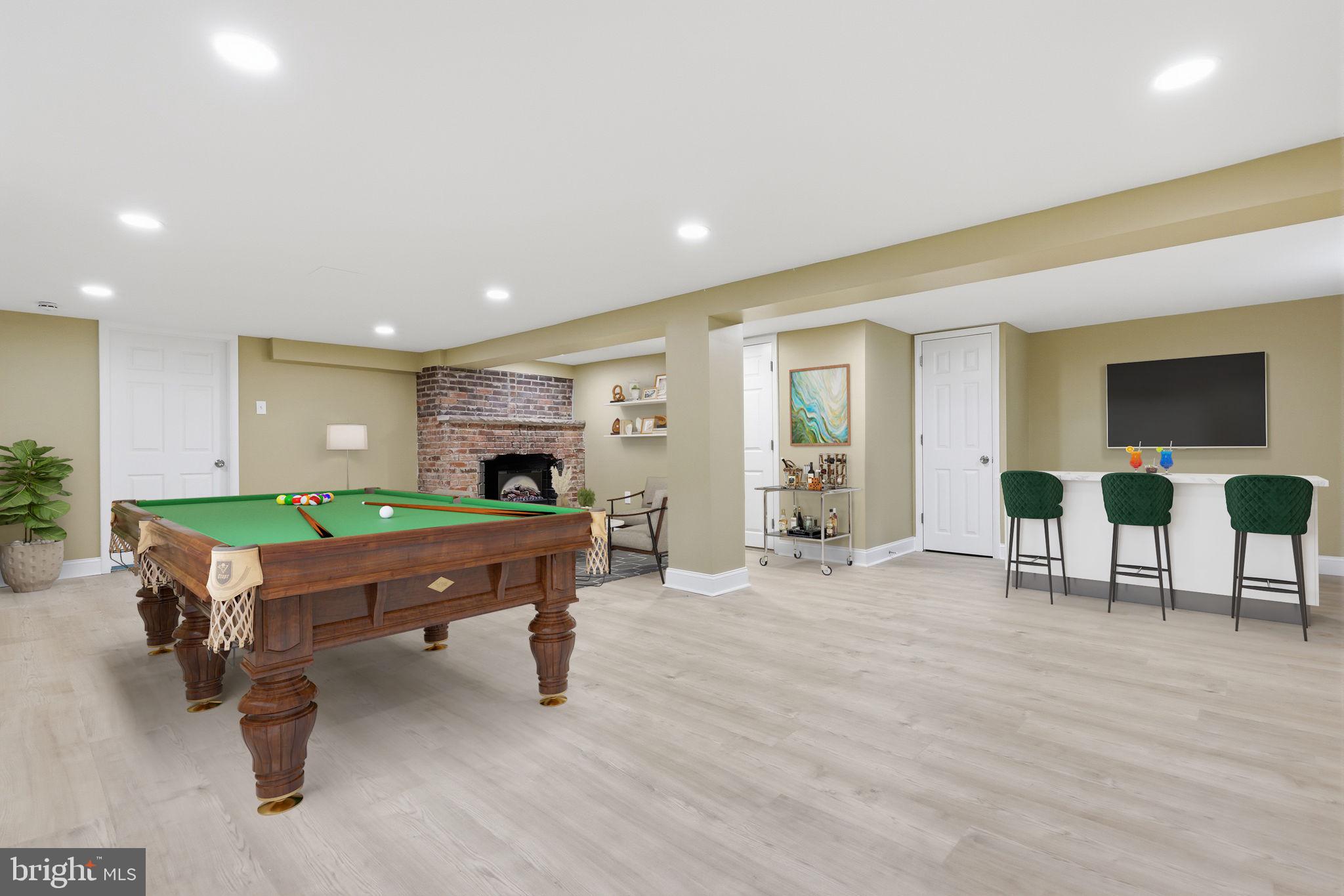 1162 SUNSET LANE