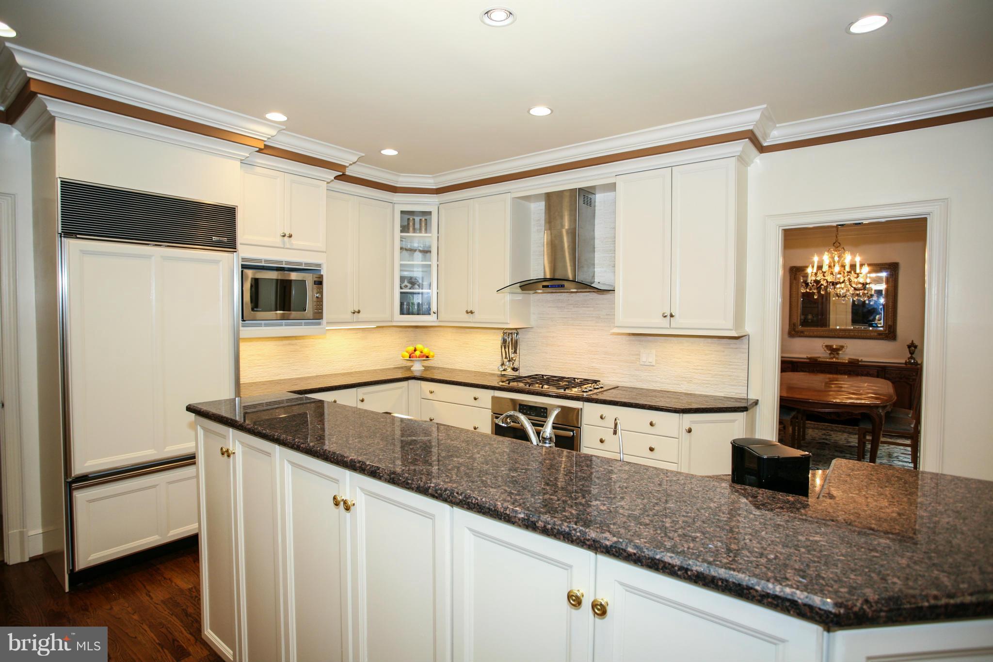 POTOMAC OVERLOOK - Residential