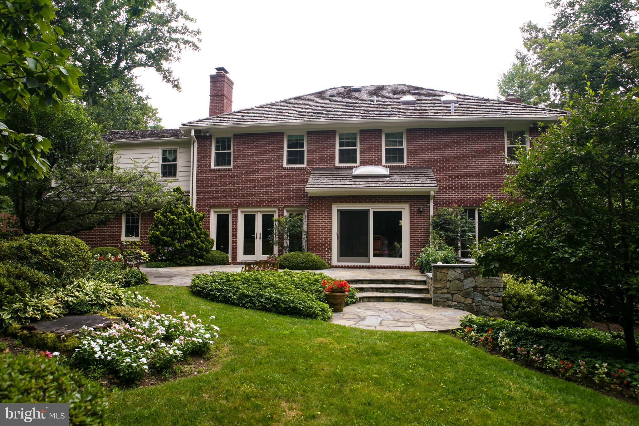 POTOMAC OVERLOOK - Residential