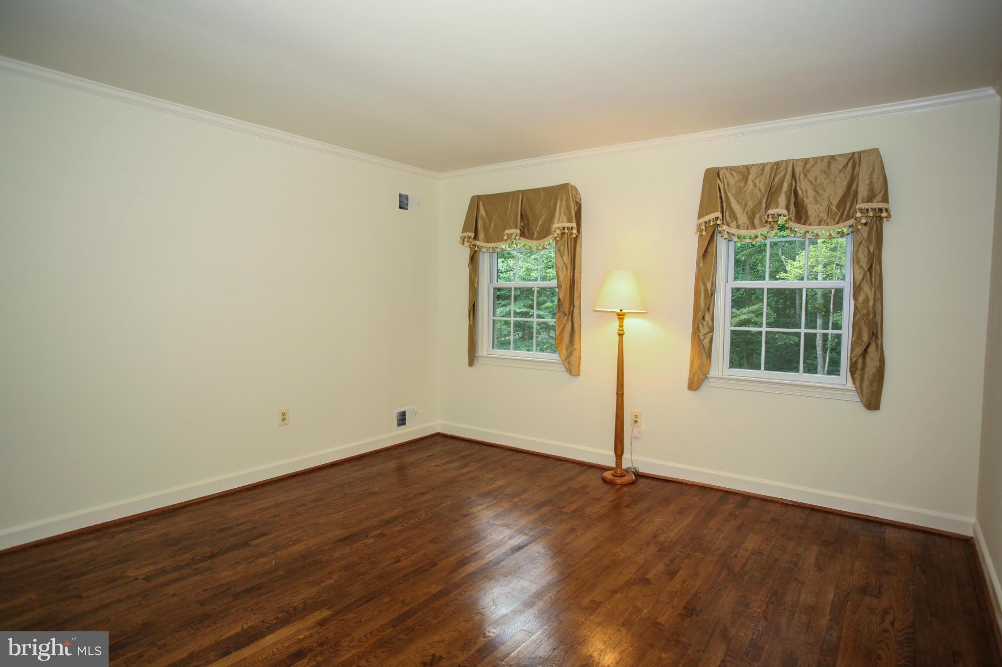 POTOMAC OVERLOOK - Residential
