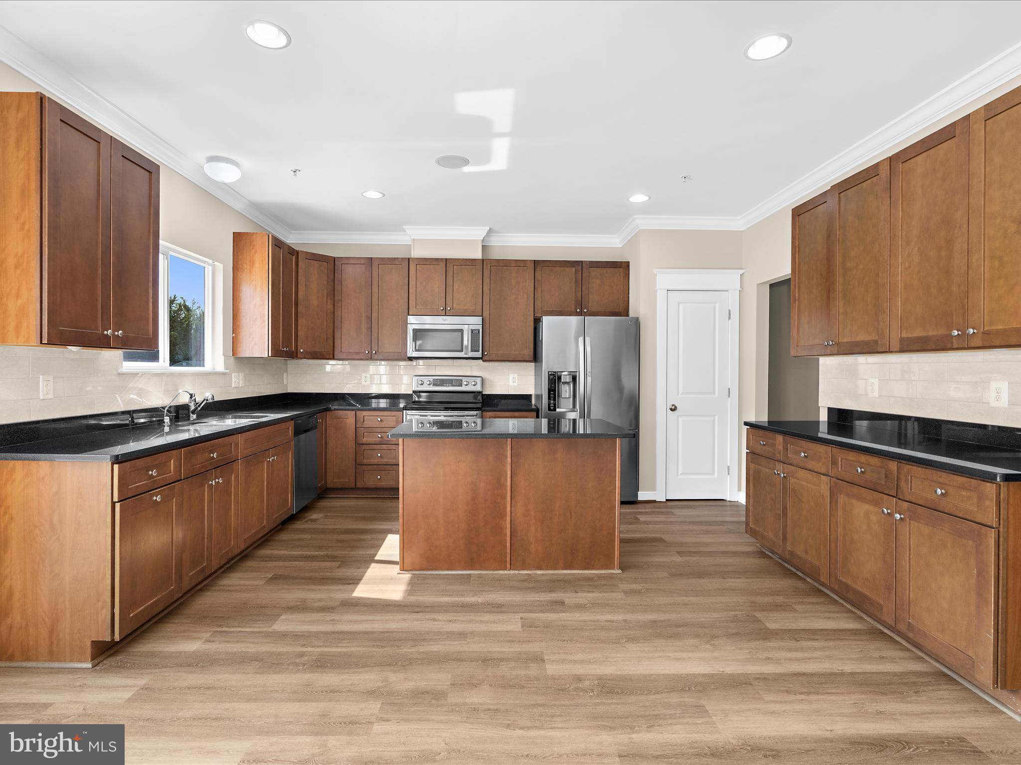 ELLENDALE - Residential