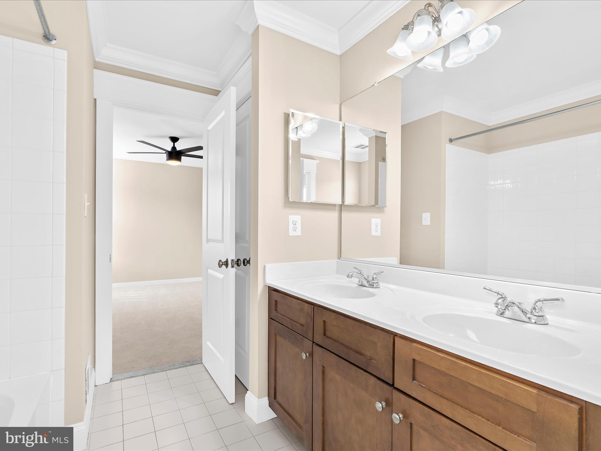 ELLENDALE - Residential