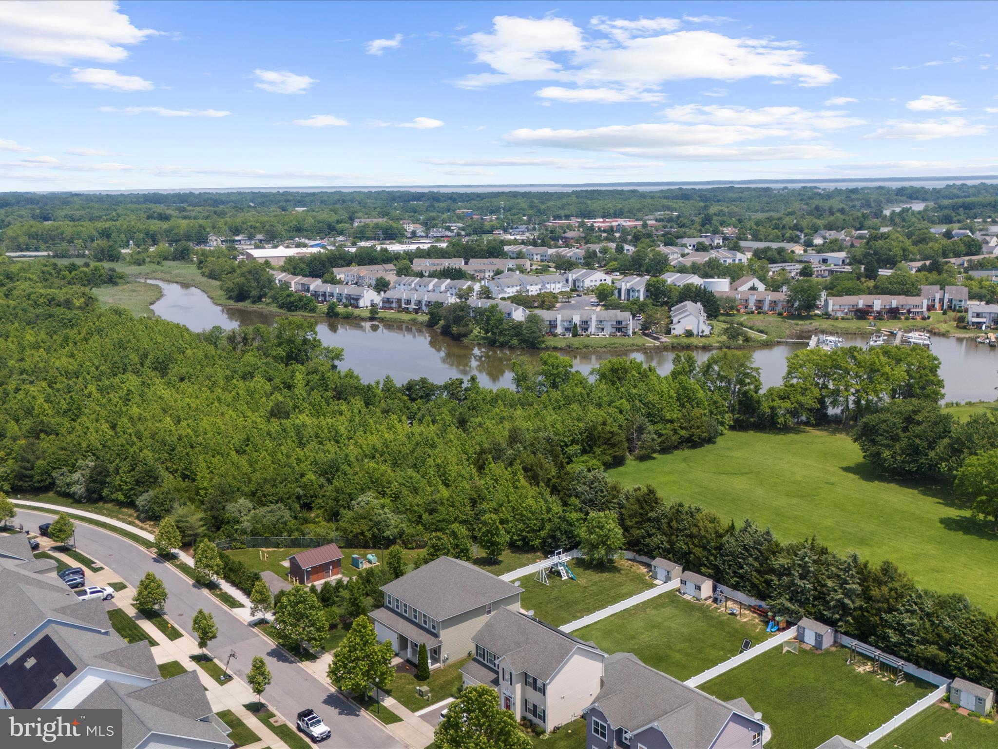 ELLENDALE - Residential