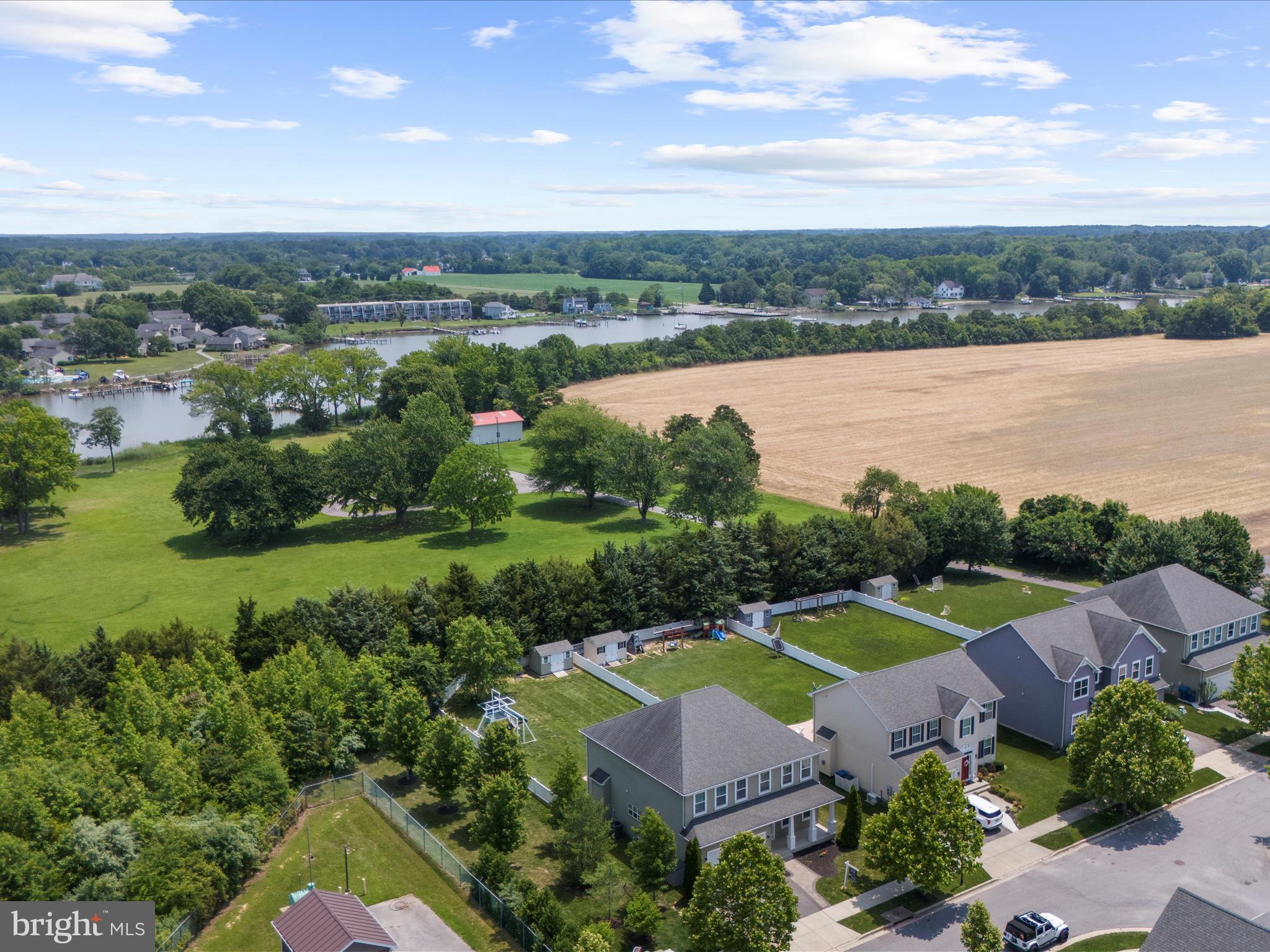 ELLENDALE - Residential