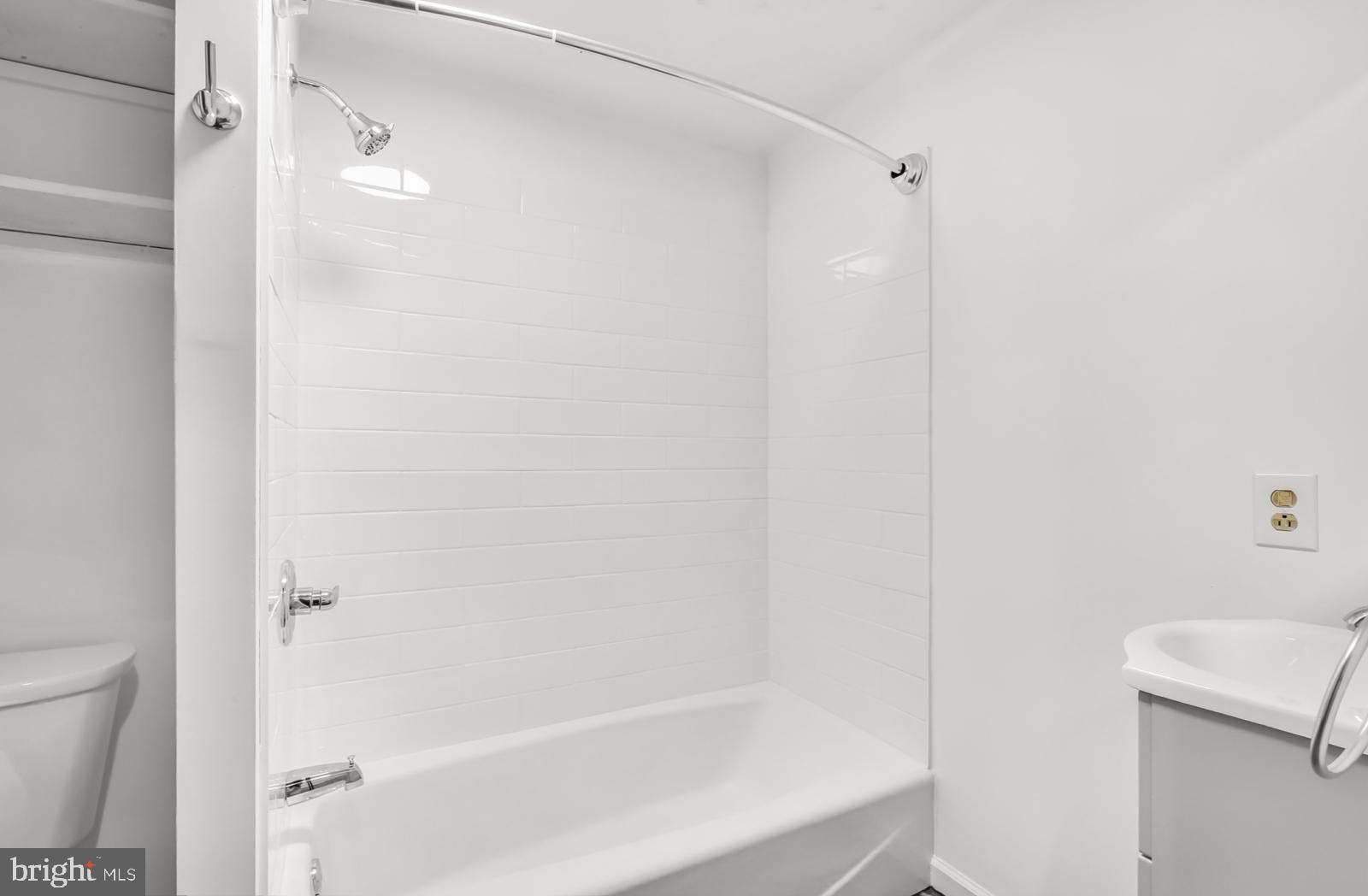 FISHTOWN - Residential Lease