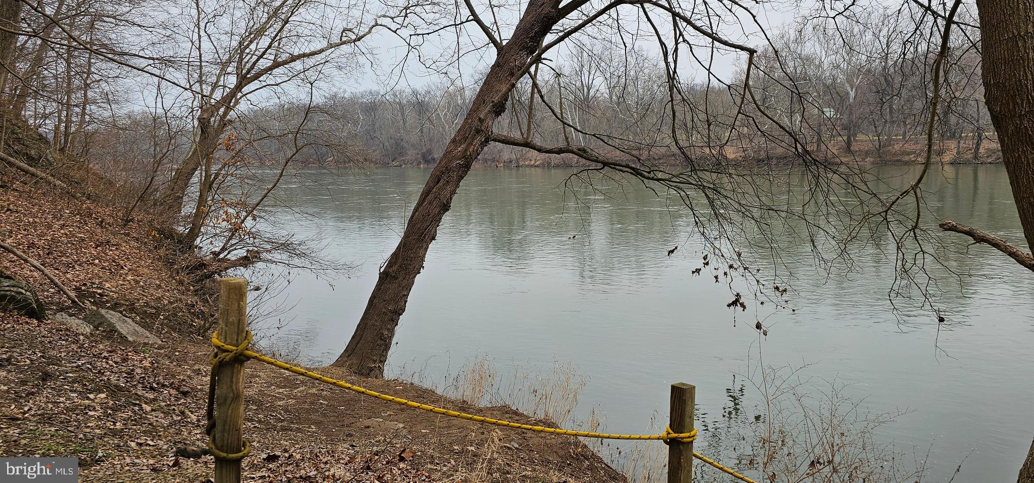 POTOMAC HILLS - Land