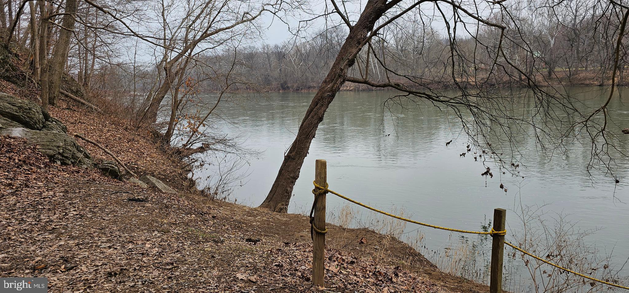 POTOMAC HILLS - Land