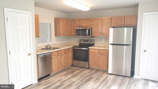 153 S RIDING BOULEVARD