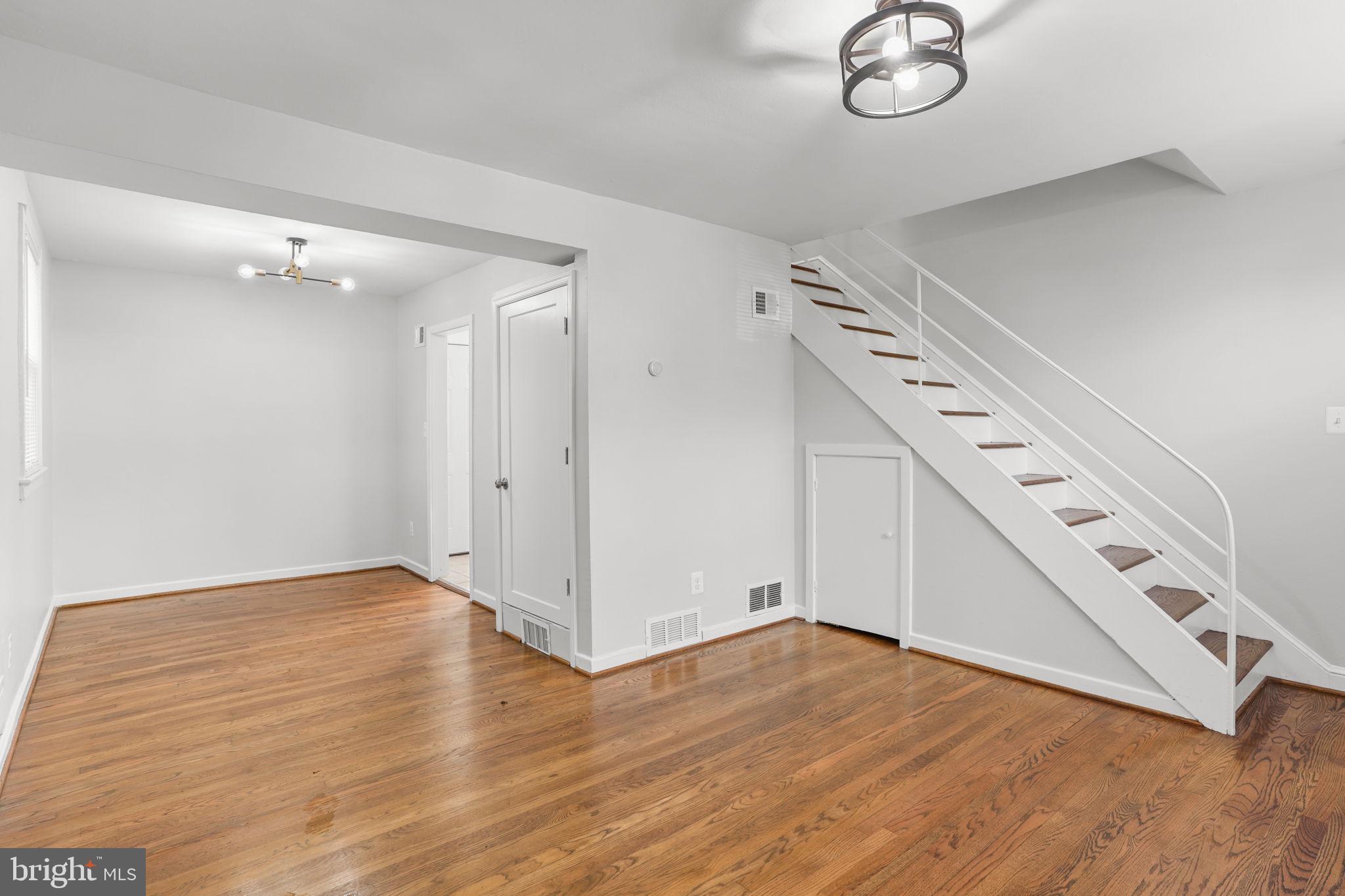 2805 IVERSON STREET 121