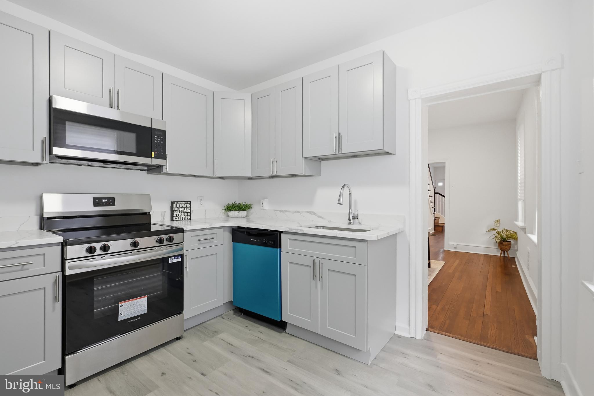 519 S JACKSON STREET