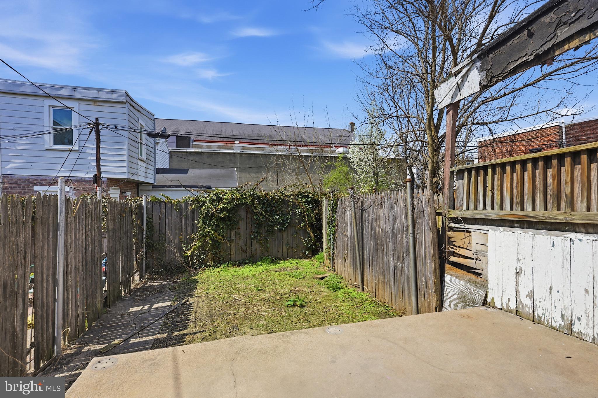 HEDGEVILLE - Residential