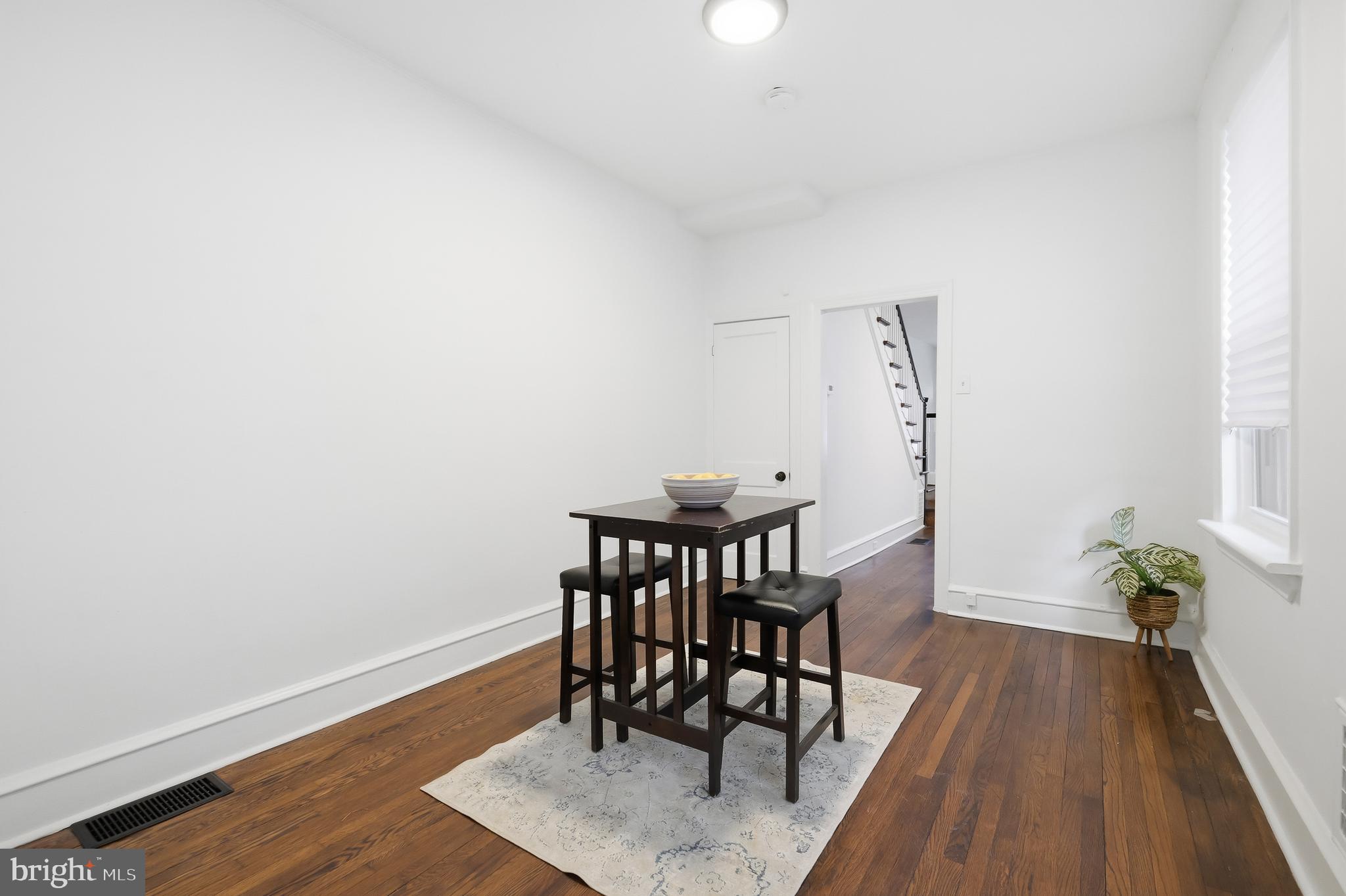 HEDGEVILLE - Residential