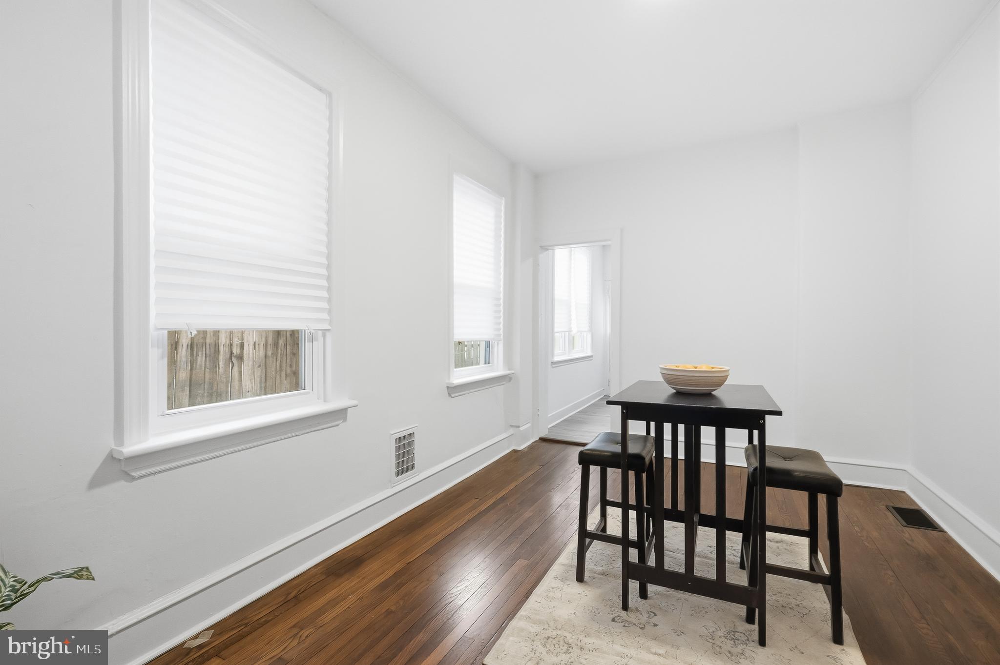 HEDGEVILLE - Residential