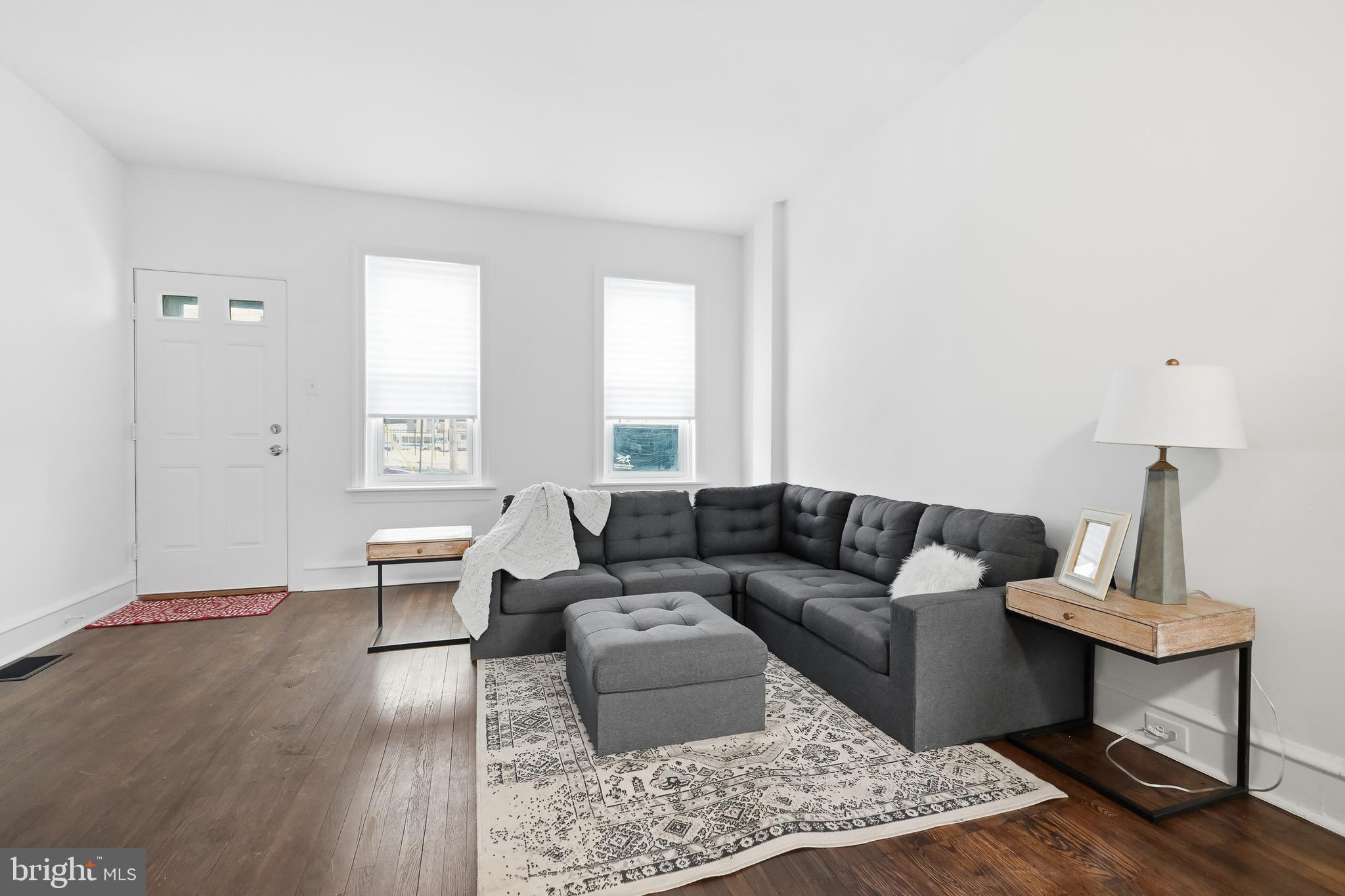 519 S JACKSON STREET