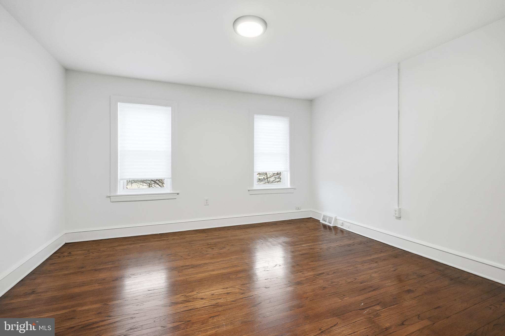 HEDGEVILLE - Residential