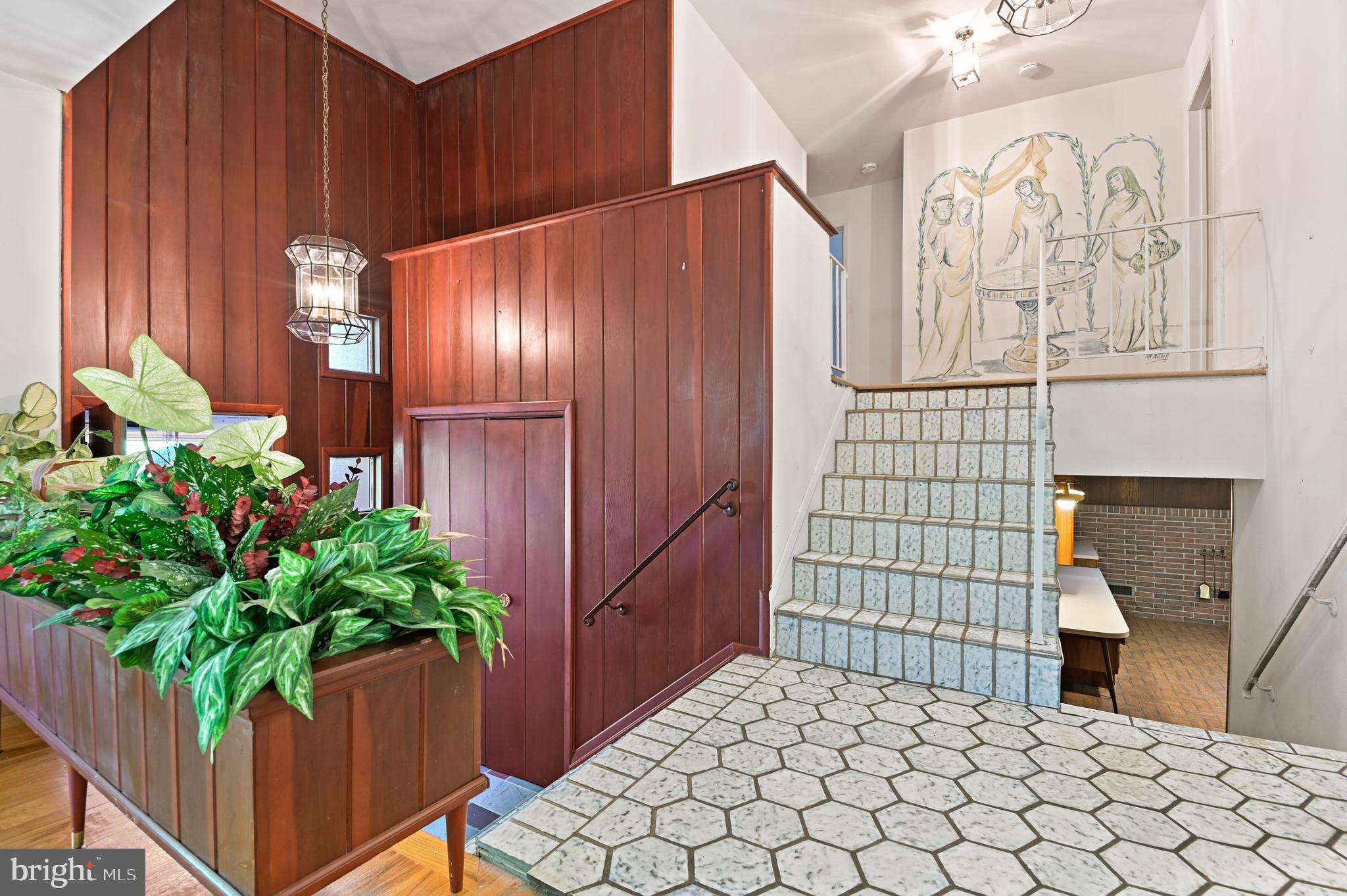 DUMBARTON HEIGHTS - Residential