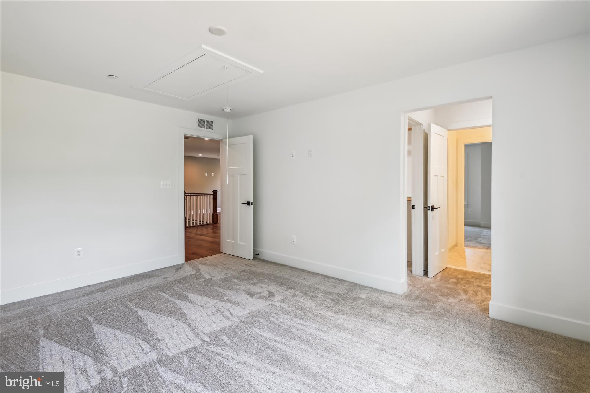 HOMEWOOD - Residential