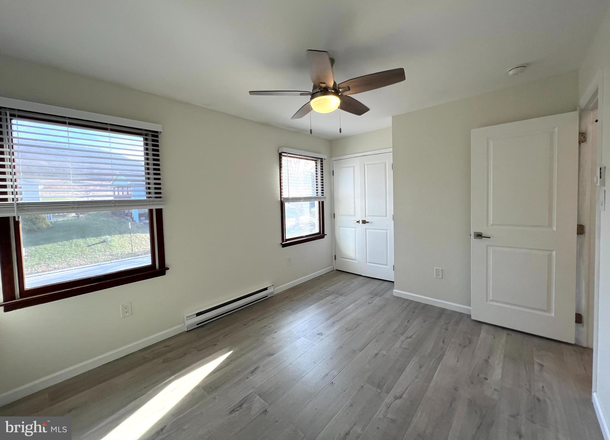 LEMONT - Residential