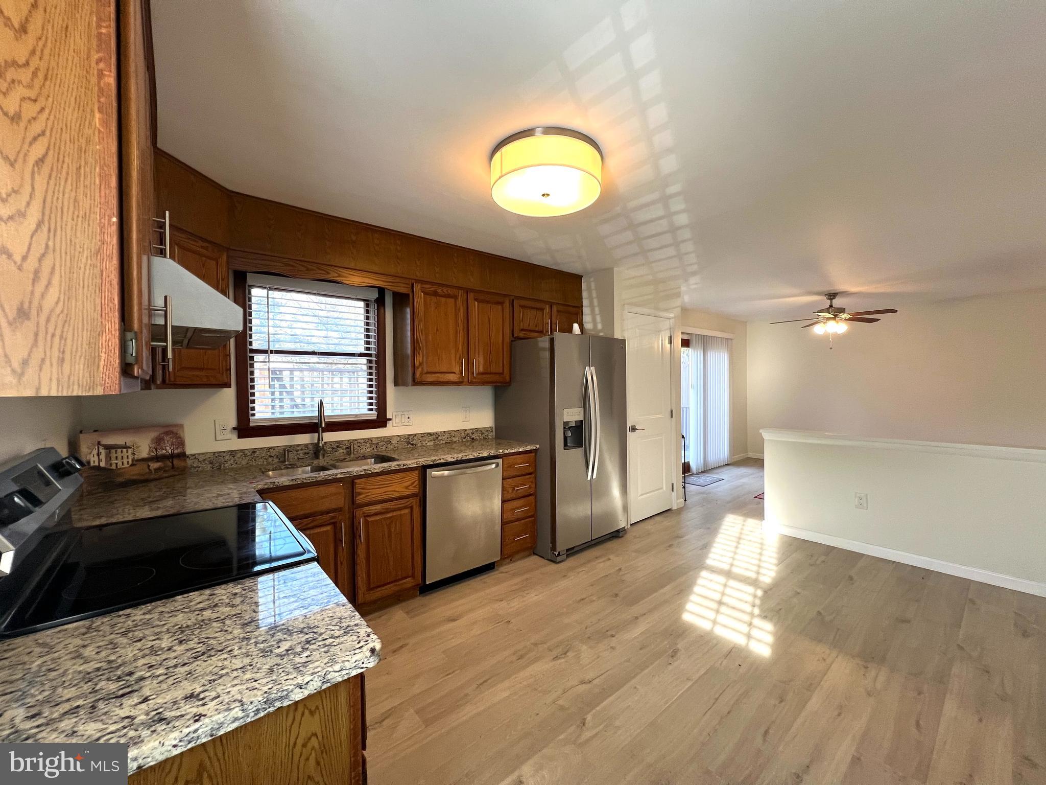 LEMONT - Residential