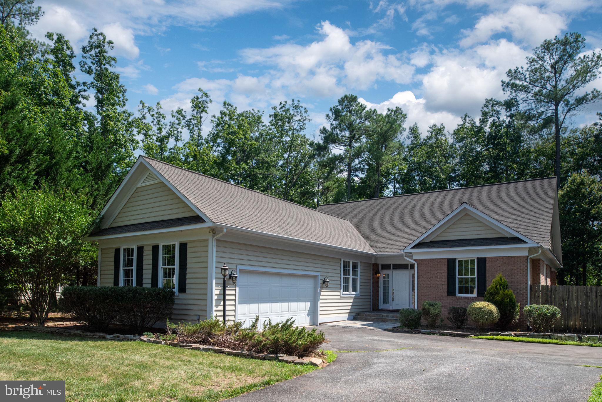 FAWN LAKE - Residential