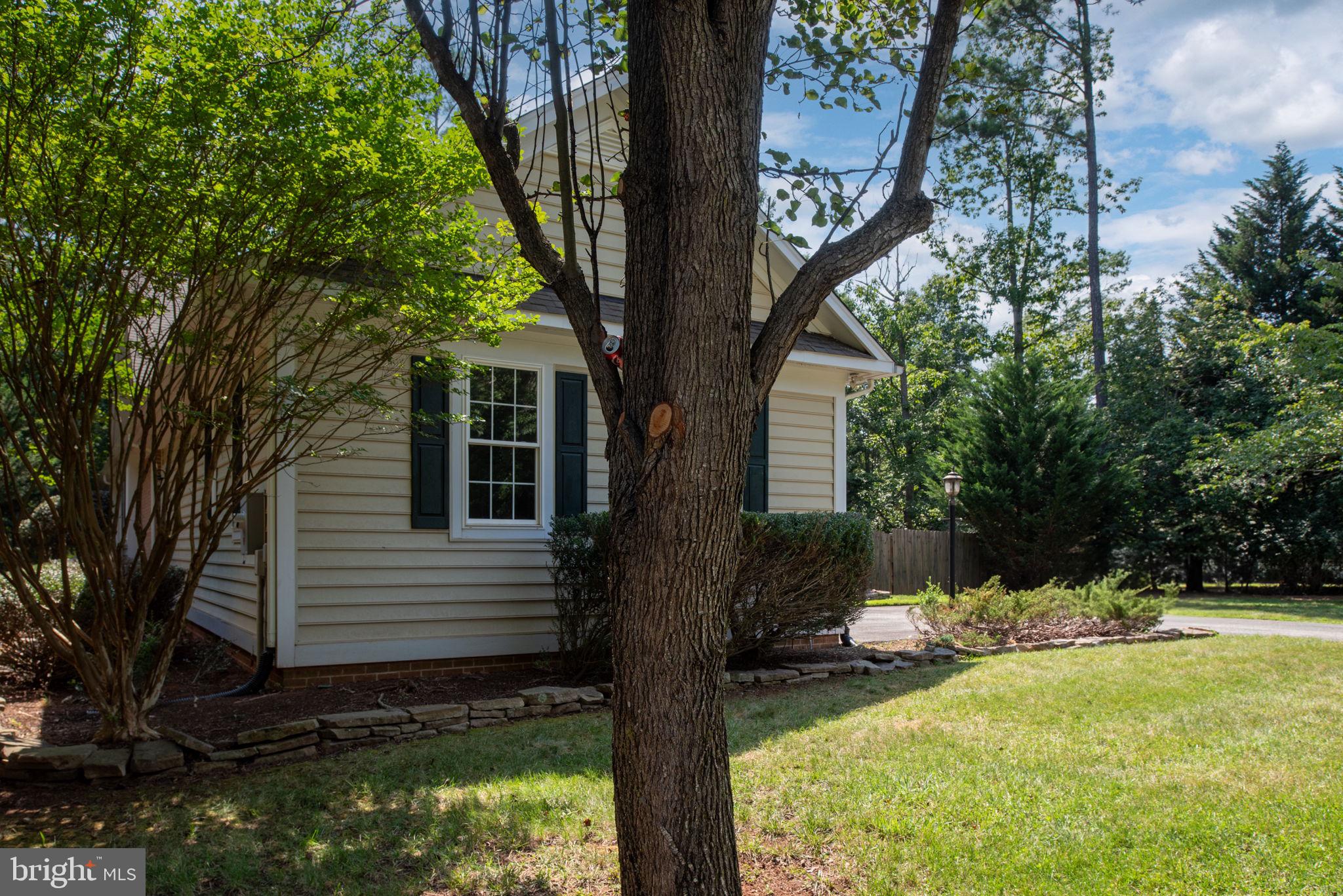 FAWN LAKE - Residential