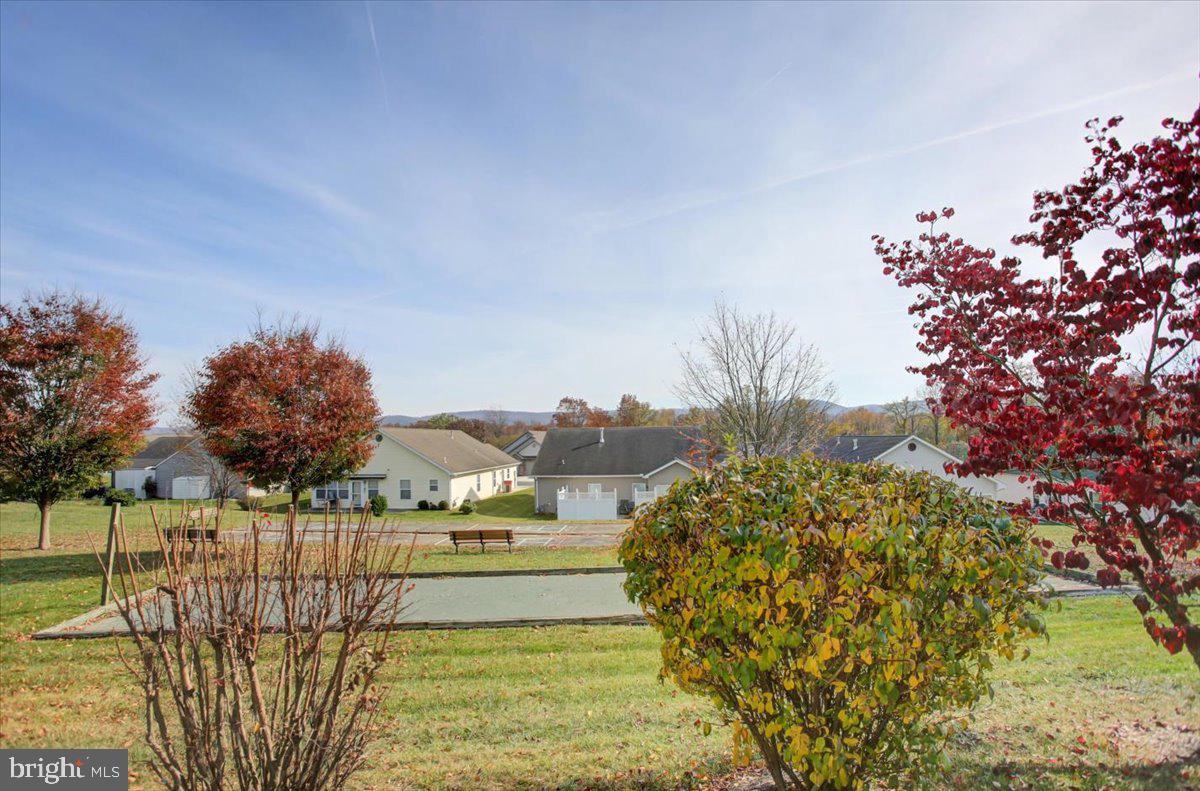 COUNTRYSIDE VILLAGE - Residential