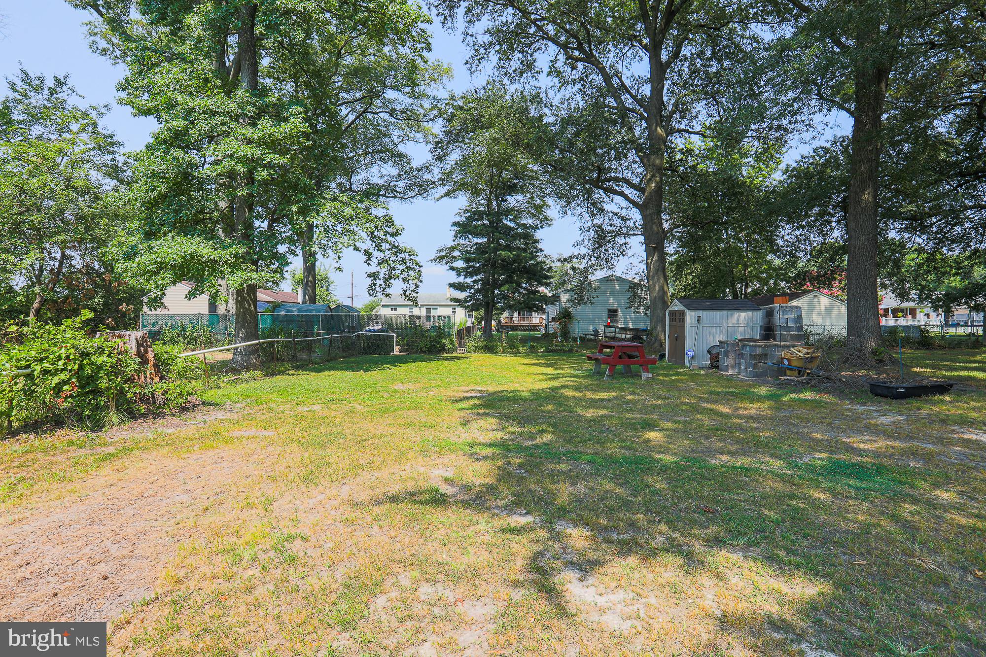 FRENCHS PARK - Residential