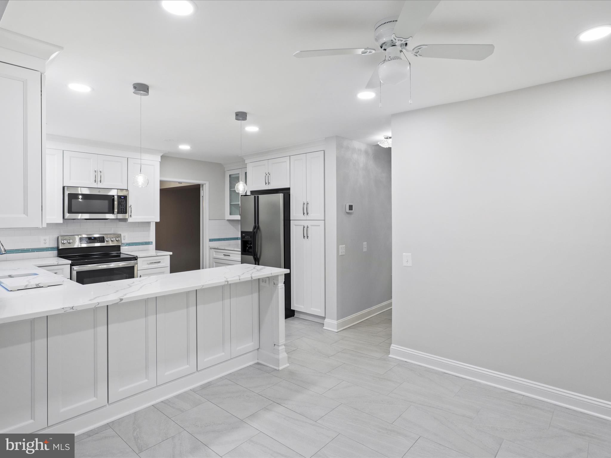 RESTON - Residential Lease