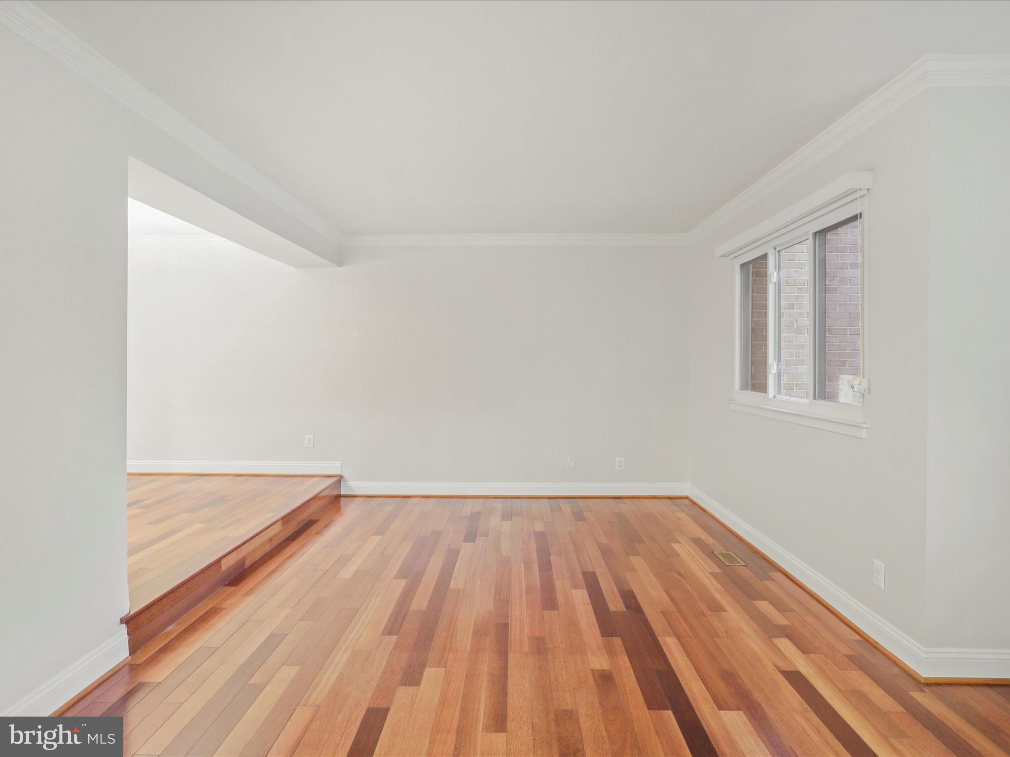 RESTON - Residential Lease