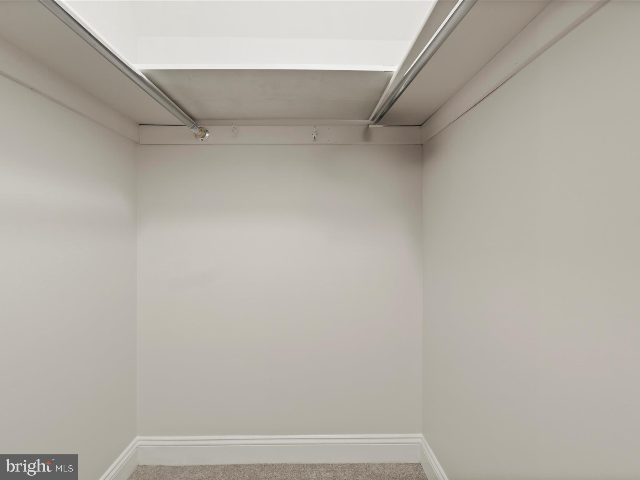 RESTON - Residential Lease