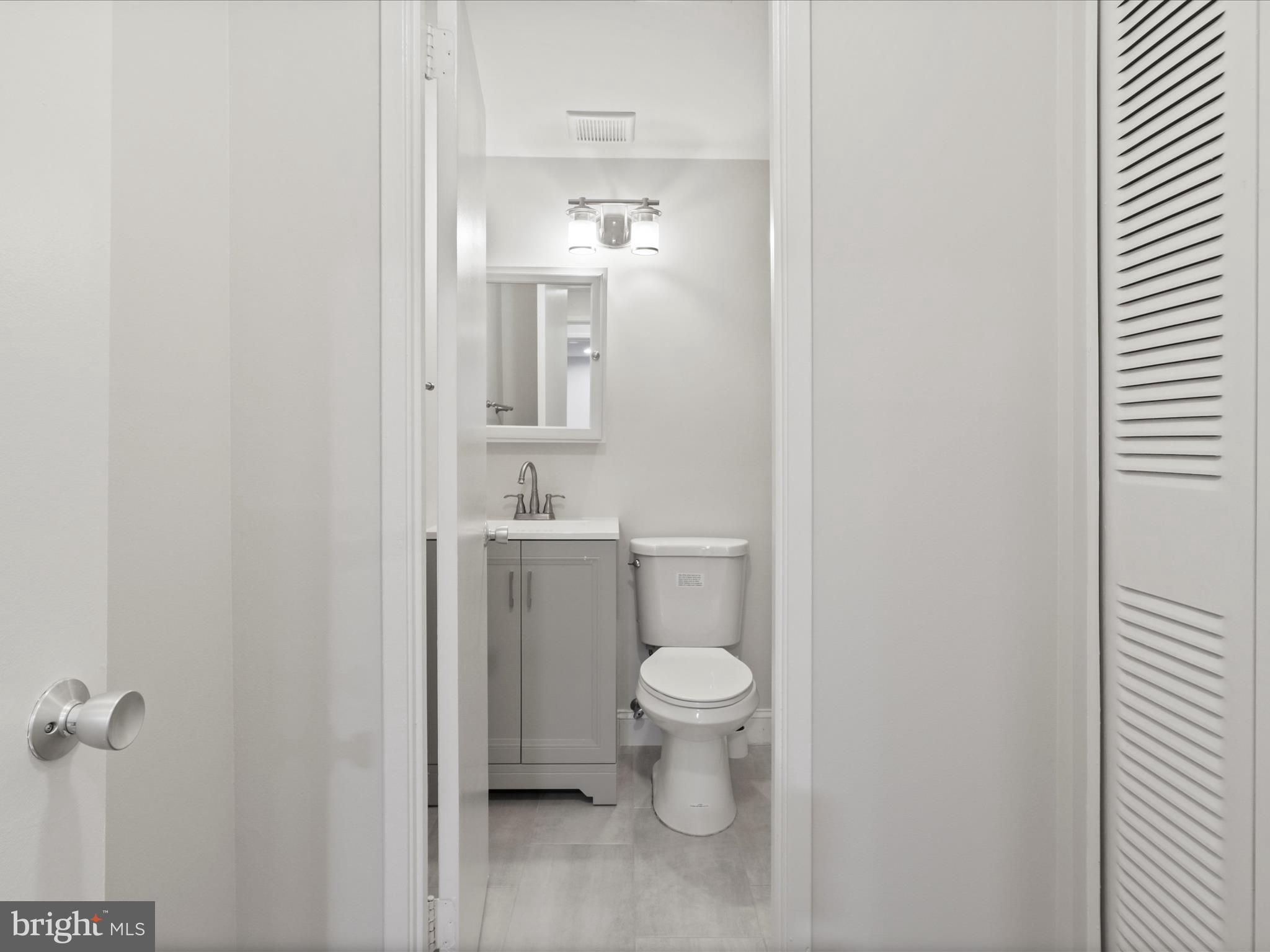 RESTON - Residential Lease