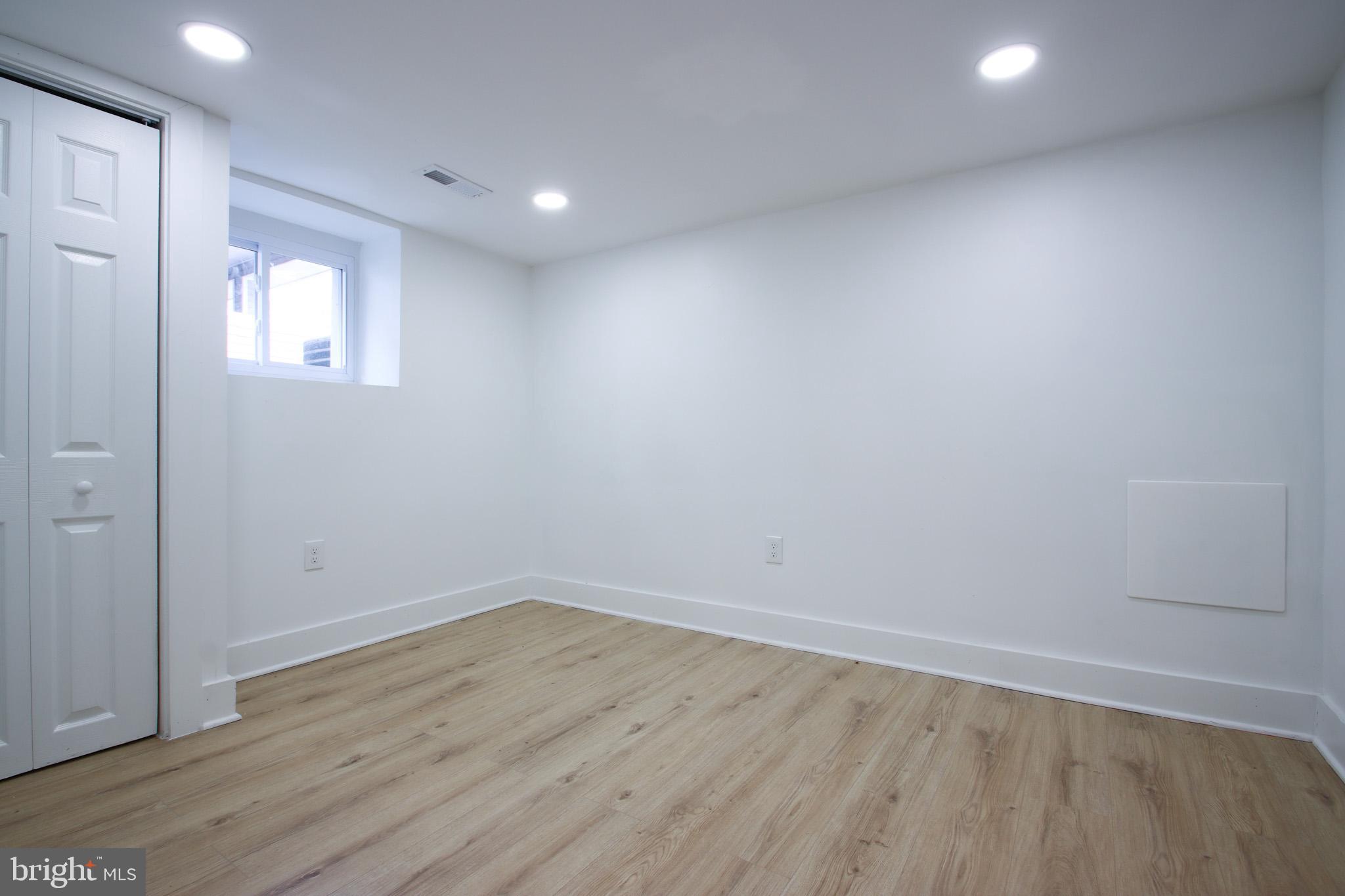 FOREST PARK - Residential