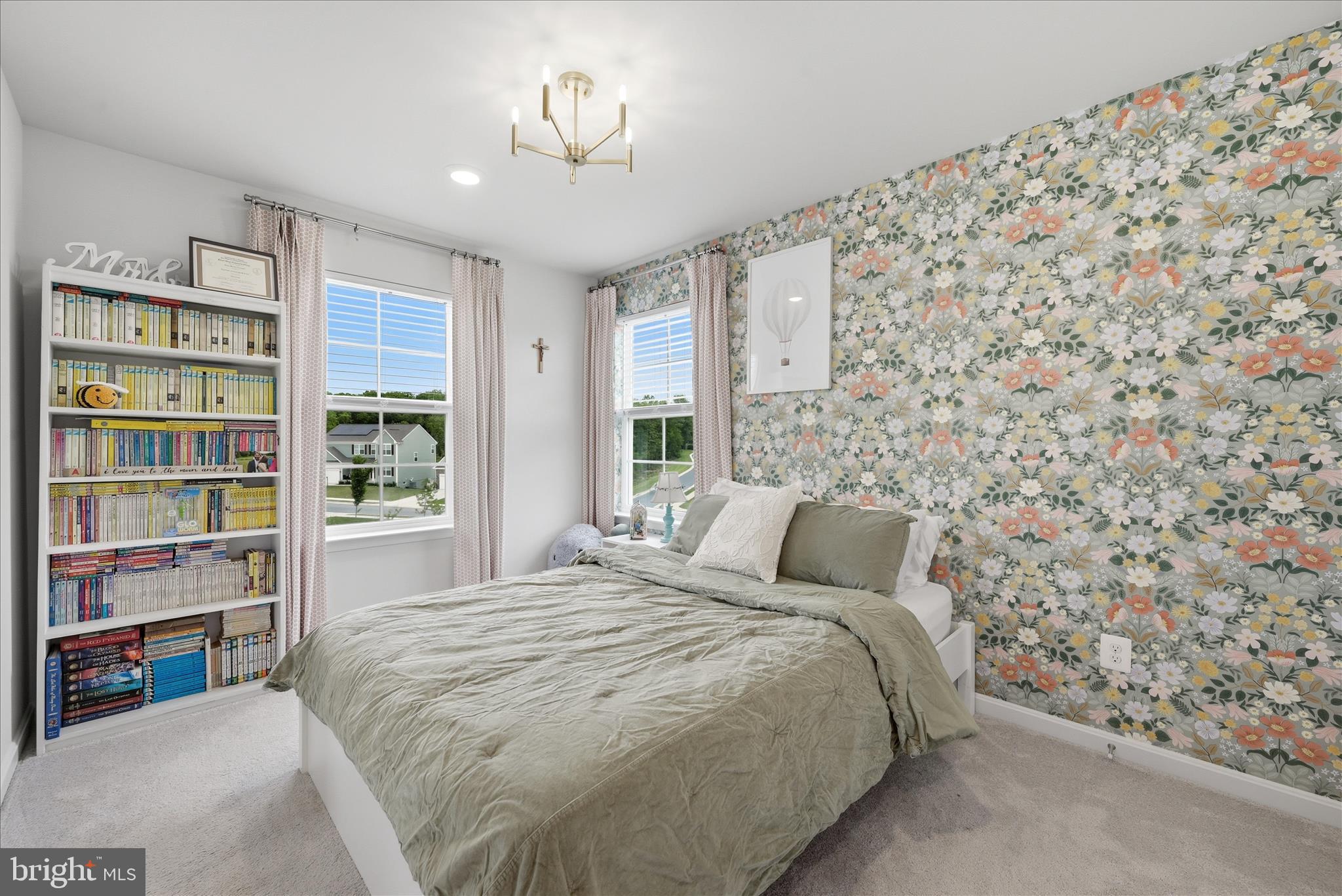 SENSENY VILLAGE - Residential