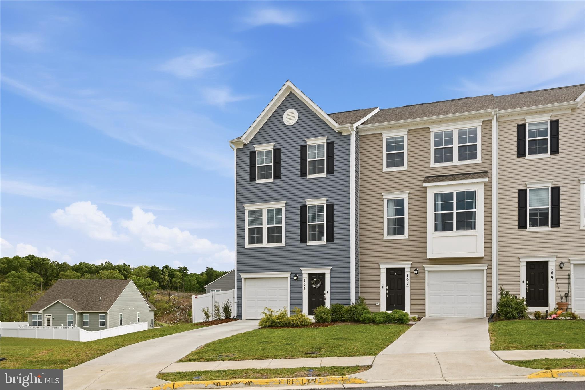 SENSENY VILLAGE - Residential
