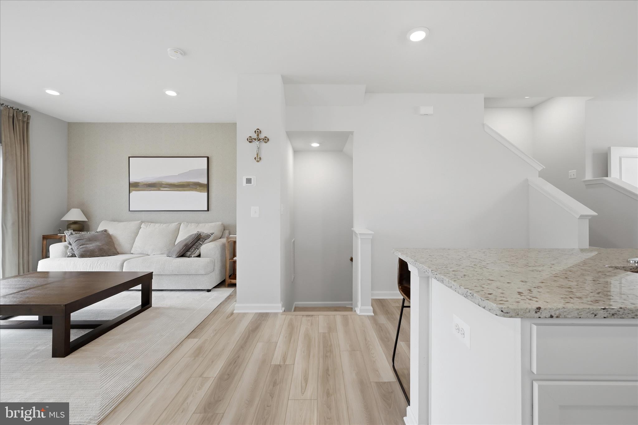 SENSENY VILLAGE - Residential