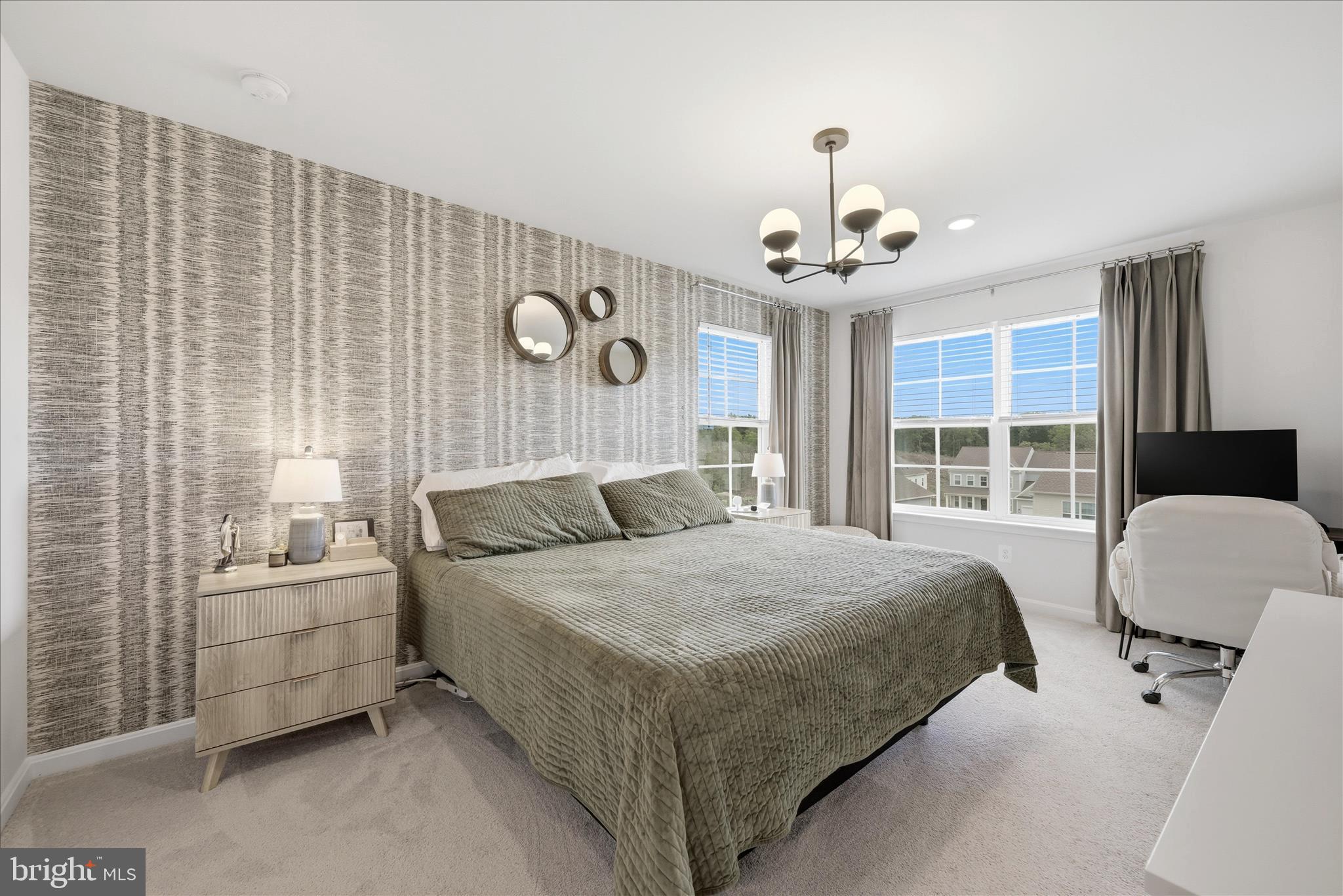 SENSENY VILLAGE - Residential