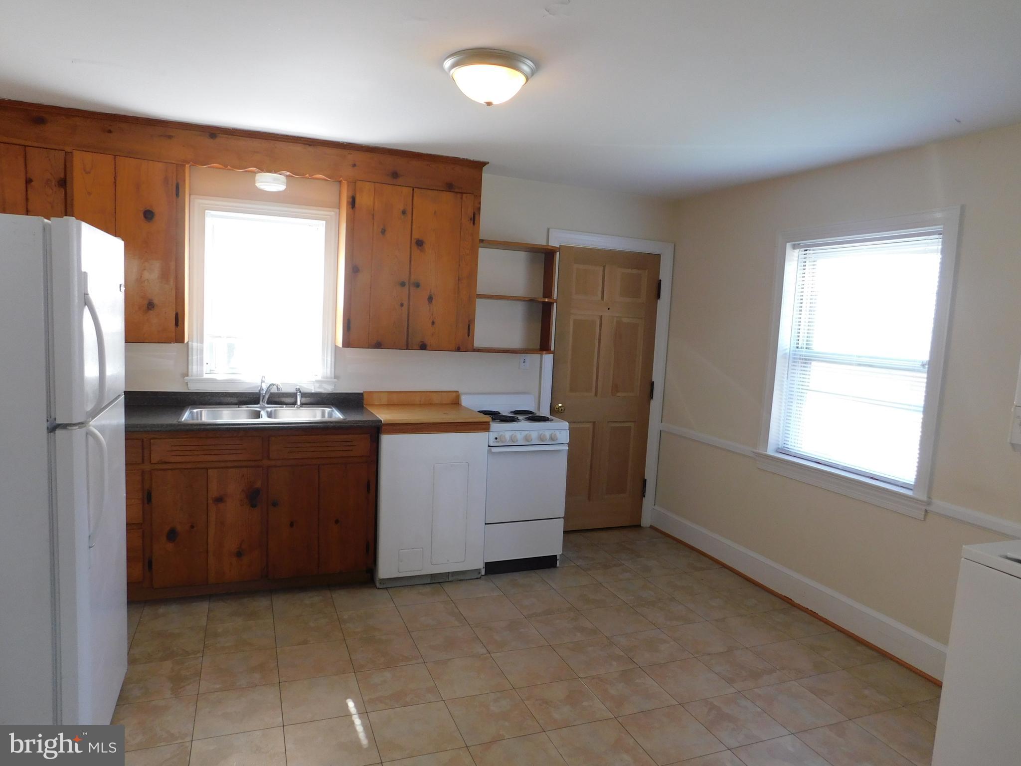 DILLARD - Residential Lease